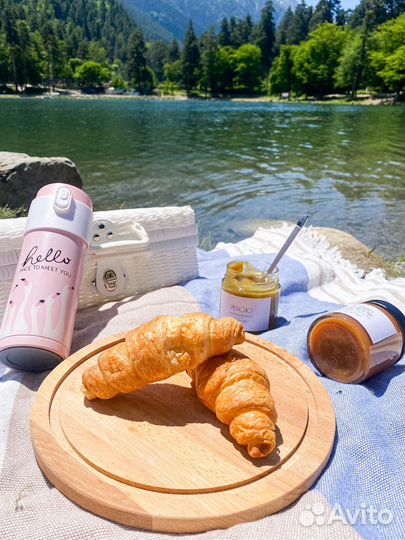 Плетеный чемодан для пикника