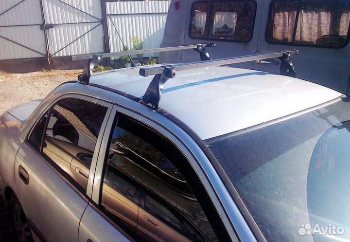 Багажник на крышу Mitsubishi Carisma