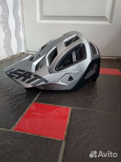 Шлем велосипедный Leatt Enduro