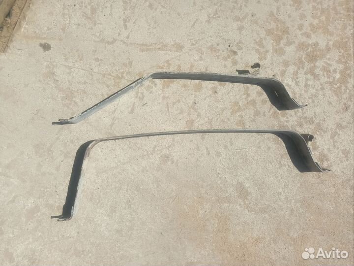 Лента крепления бензобака правая левая Opel Astra