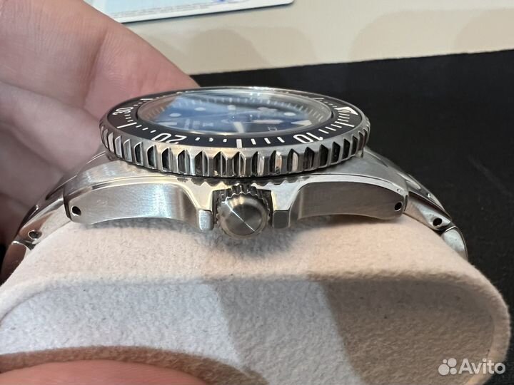 Часы Seiko SNE569