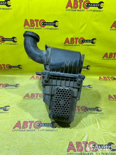 Корпус воздушного фильтра левый Porsche Cayenne