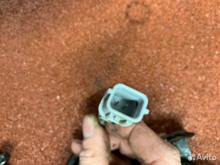 Датчик ABS передний правый Kia Rio 4 хэтчбек 1.4