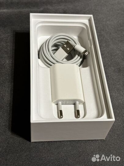 iPhone SE (2020), 64 ГБ