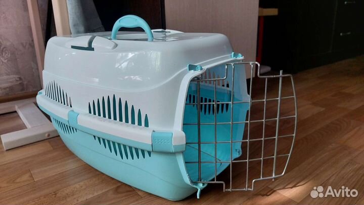 Переноска для кошек пластиковая