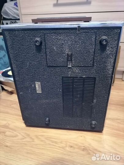 Катушечный магнитофон комета