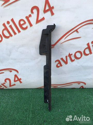 Дефлектор радиатора правый Hyundai Ix35 LM G4NA