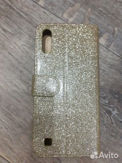 Чехолкнижка на телефон