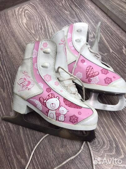 Коньки фигурные разные