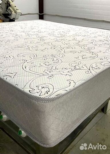 Матрас двухспальный средней жесткости