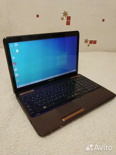 Ноутбук toshiba