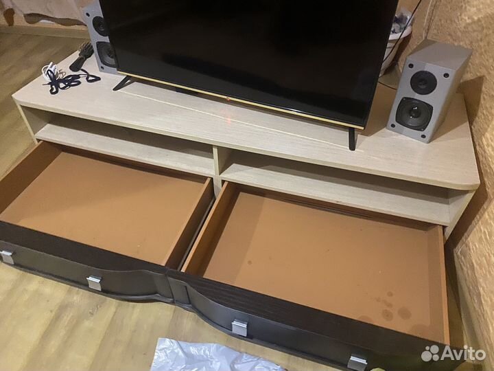 Тумба под тв