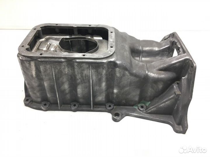 Поддон Nissan Cube AZ10 CGA3DE 2001