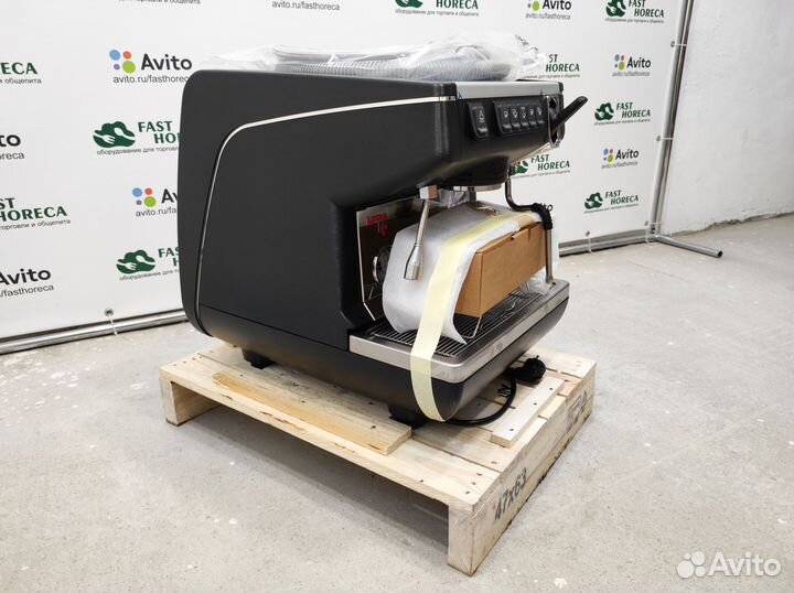 Кофемашина Nuova Simonelli Appia life 1gr V