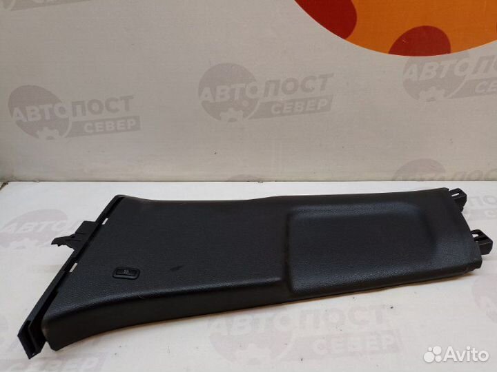 Обшивка стойки левая Volkswagen Jetta A6 cfna 2014