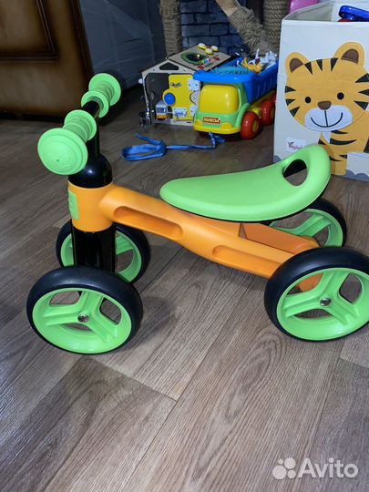 Беговел для малышей от года