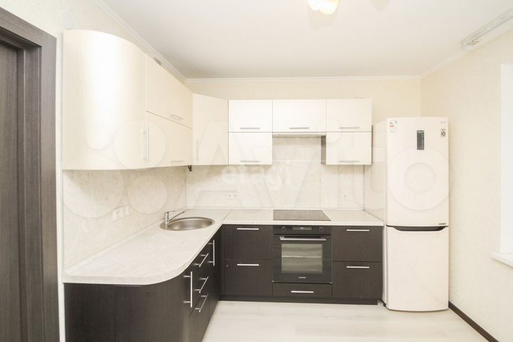 2-к. квартира, 57,4 м², 2/17 эт.