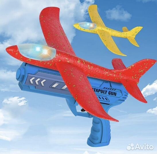 Игрушка самолет