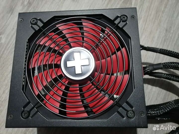 Блок питания Xilence 850W Gold нерабочий