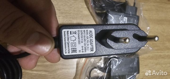 Сетевые адаптеры 5v 2A 60штук