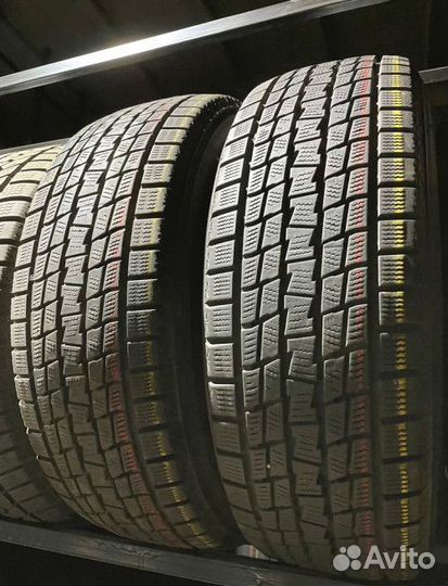 Goodyear Ice Navi SUV 225/65 R17 P