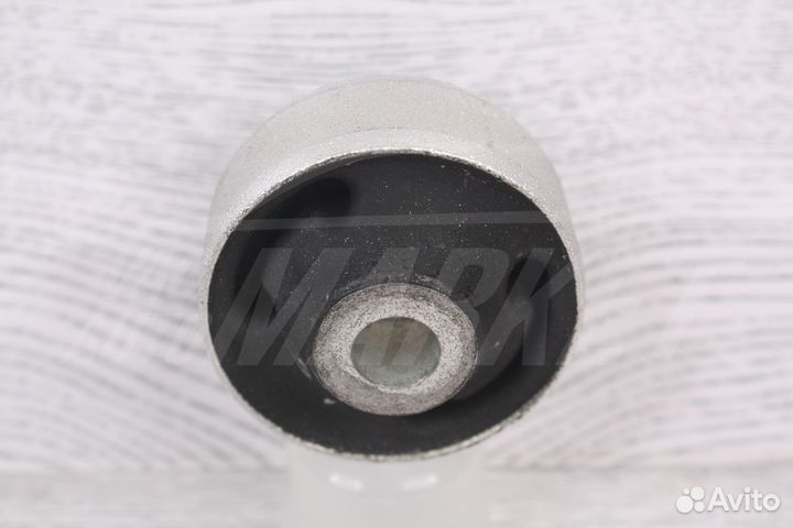 Задний сайлентблок рычага Volkswagen Golf 4