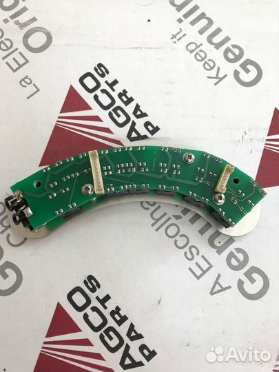 Панель управления комбайна agco D28984035