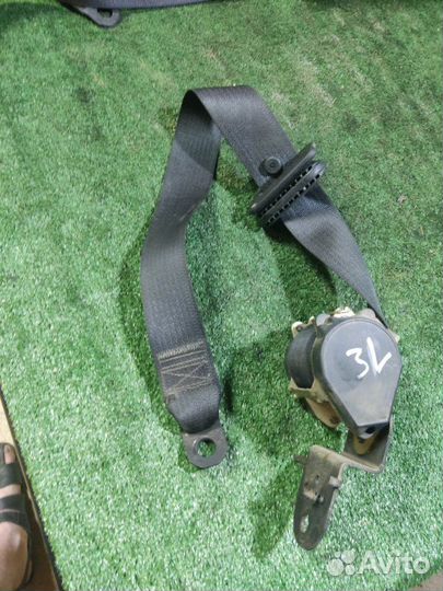 Ремень безопасности задний левый Jeep Grand