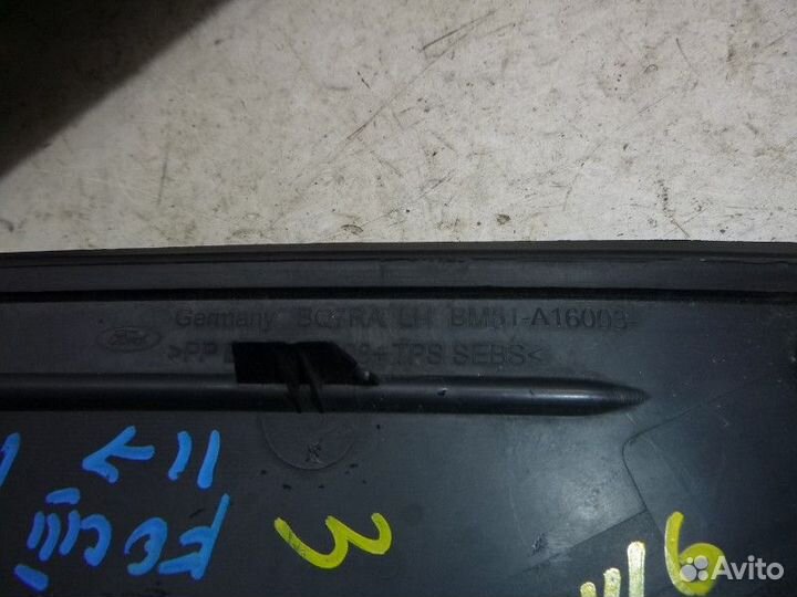 Уголок переднего крыла левого ford focus III 2011