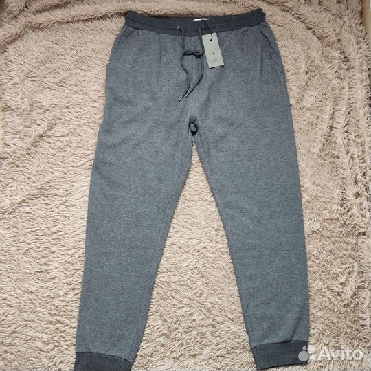 Спортивный костюм новый Франция