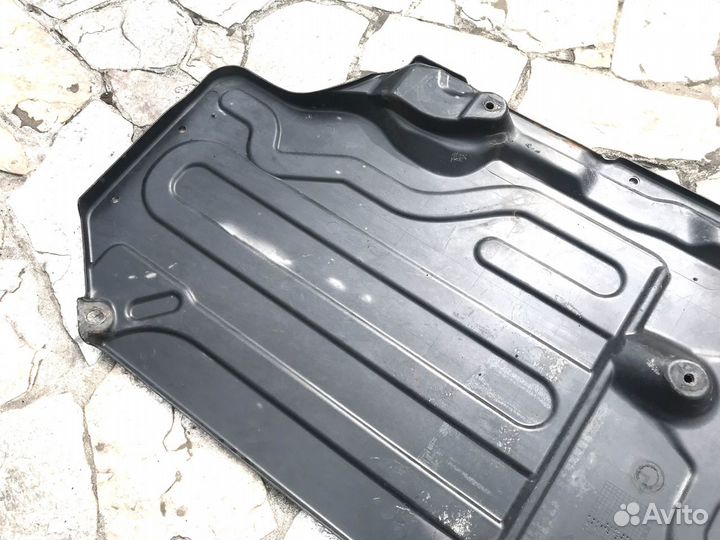 Защита задняя левая Mercedes E W211