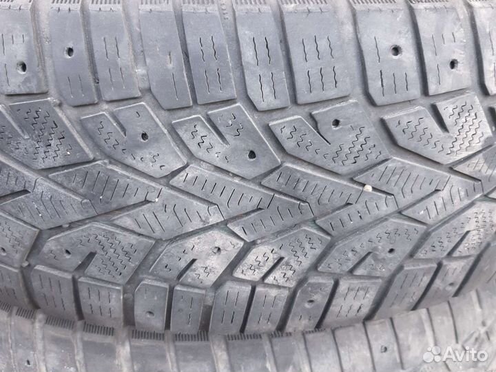 Gislaved NordFrost 100 215/70 R16 100T