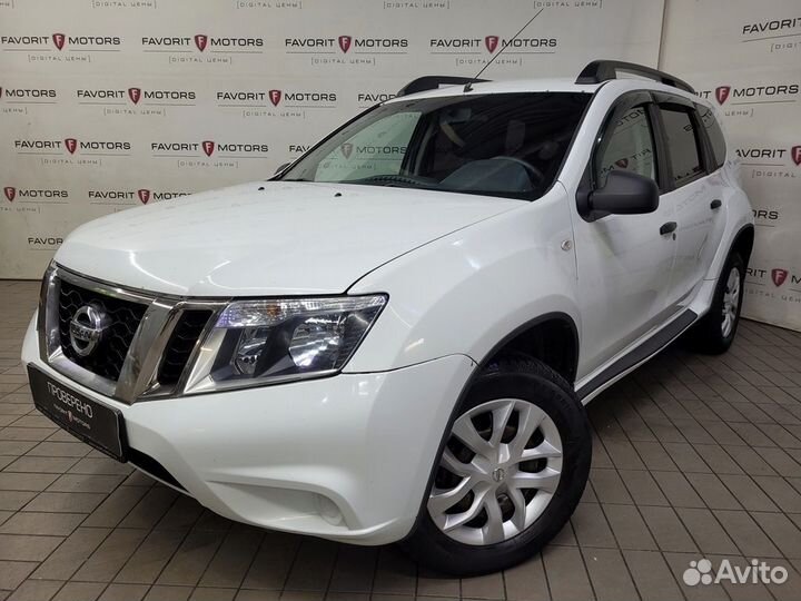 Nissan Terrano 2.0 AT, 2014, 222 528 км