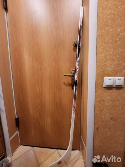 Клюшка хоккейная