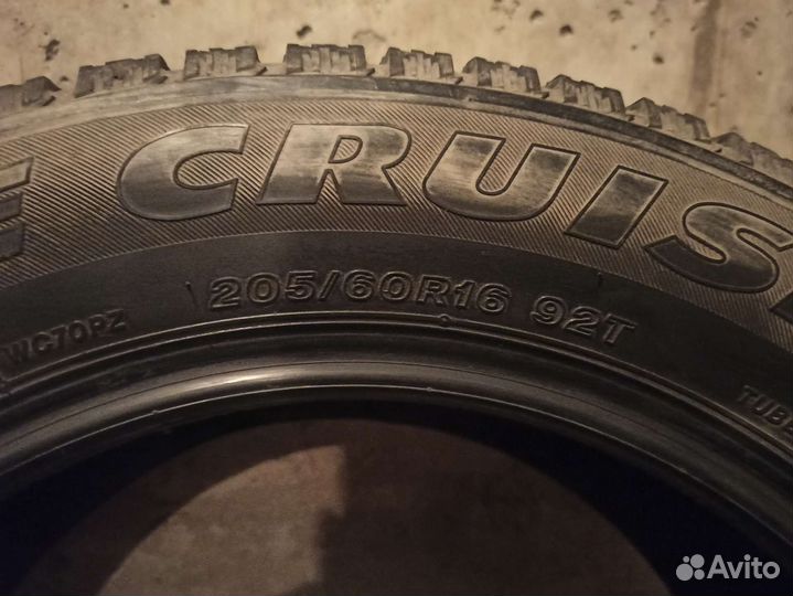 Bridgestone Ice Cruiser 5000 205/60 R16