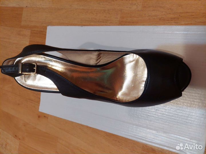 Босоножки женские 39 размер натуральная кожа