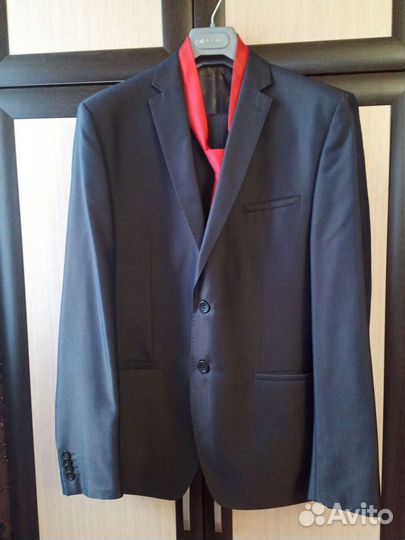 Мужской свадебный костюм