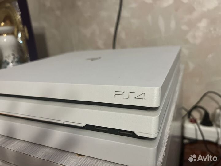 Sony playstation 4 pro 1tb