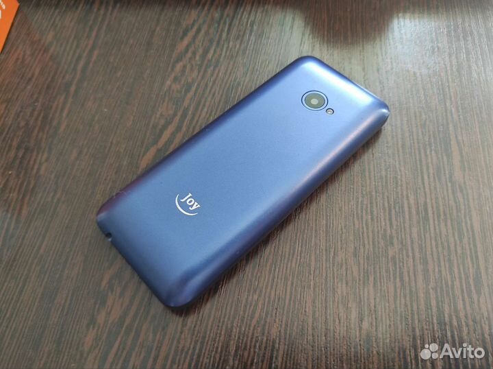Кнопочный смартфон JOY HL2821A