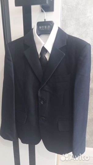 Костюм школьный для мальчика первоклассника 122 см