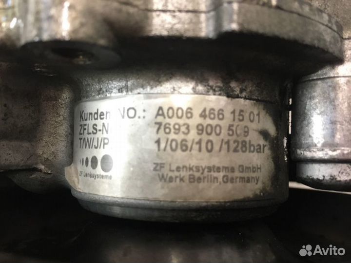 Насос гидроусилителя руля Mercedes C-Class W204