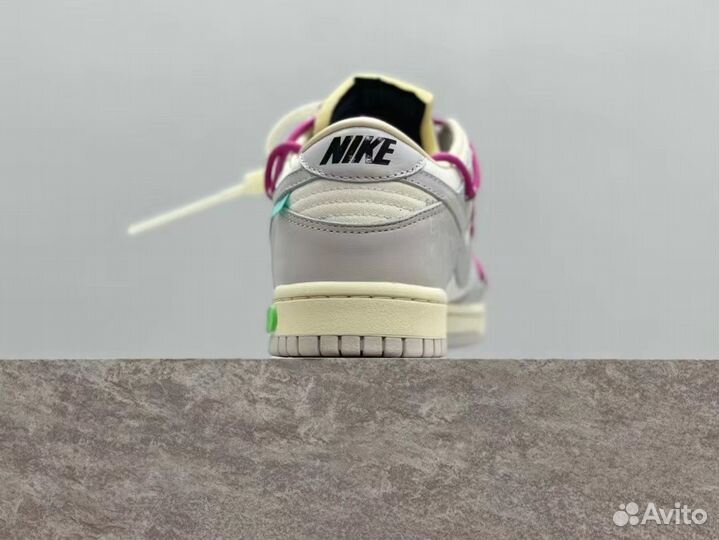 OFF White x Futura x Nike SB Dunk OW