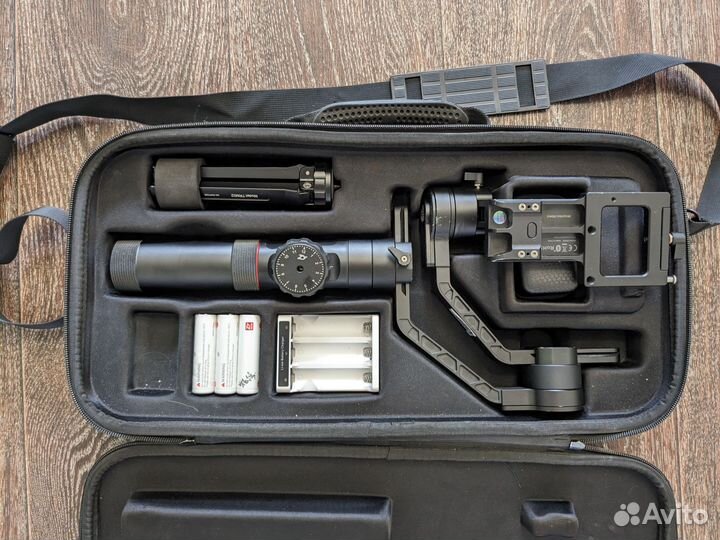 Электронный стабилизатор zhiyun crane 2