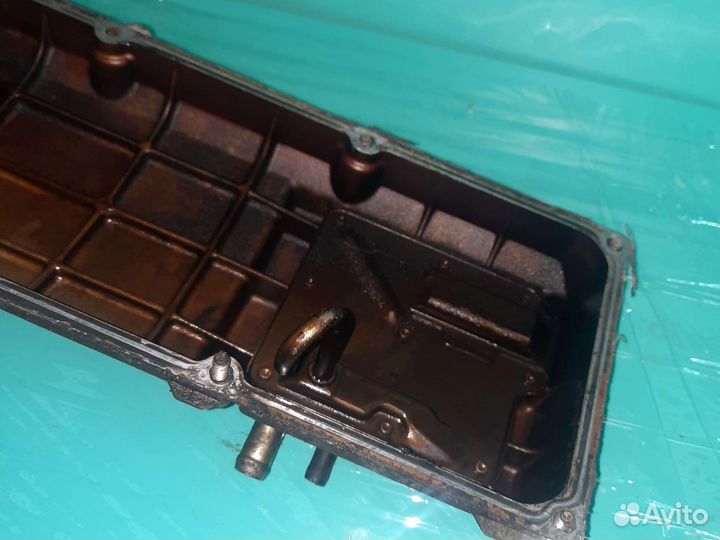 Клапанная крышка Renault megane 1