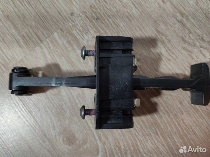 Ограничитель двери передний Bmw 5 F10 N52B30AF