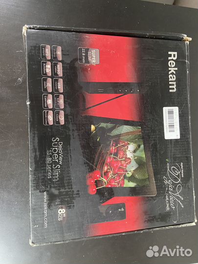 Цифровая рамка Rekam super slim