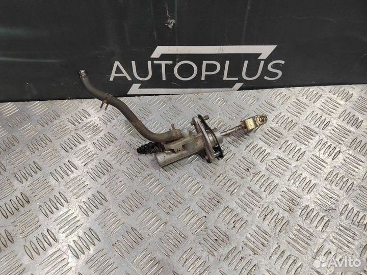 Главный цилиндр сцепления Mitsubishi Lancer 9 1.6