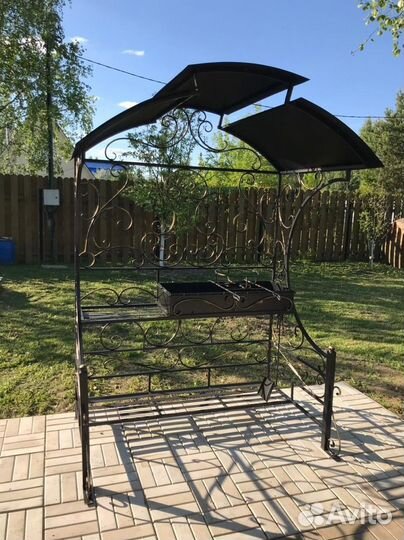 Мангал с крышей 