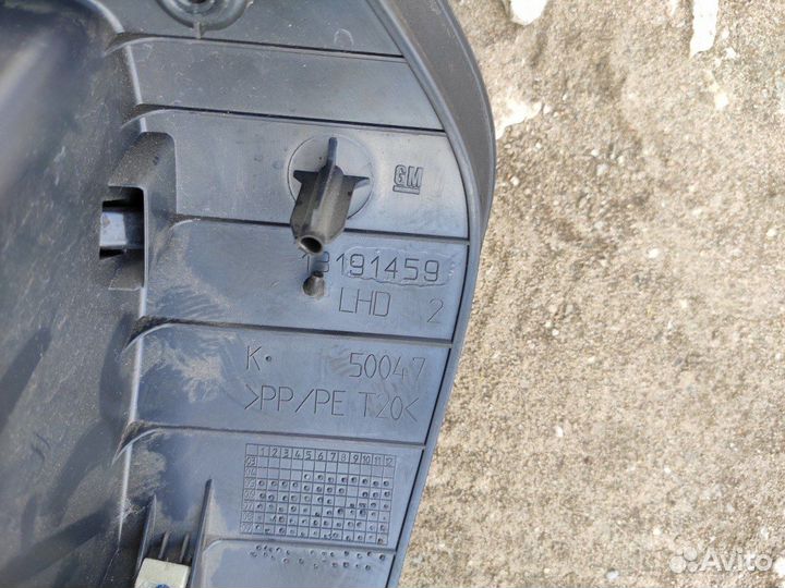 Бардачок Opel Astra H седан 1.6 2011