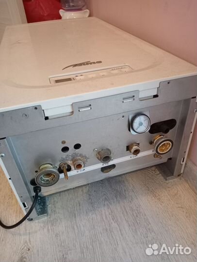 Газовая колонка.под ремонт или на запчасти